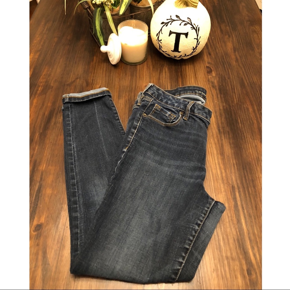 Old Navy Mid-rise Rockstar jeans size 12